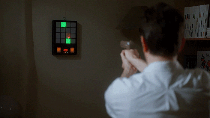 家で本格射撃が楽しめる？アメリカの射撃訓練用レーザー「VariShot」が